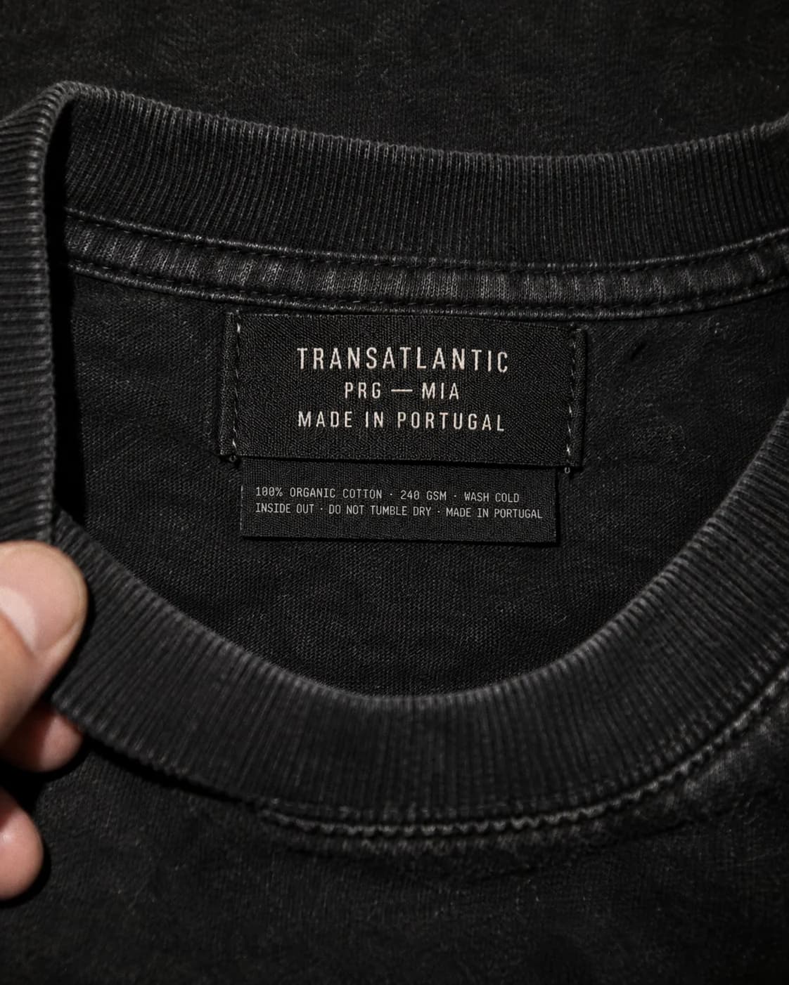 Woven neck label